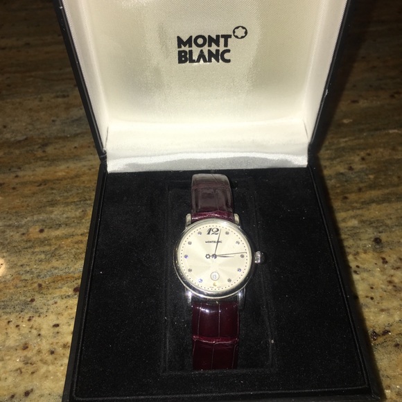 AUTHENTIC MONT BLANC WATCH - Picture 1 of 3
